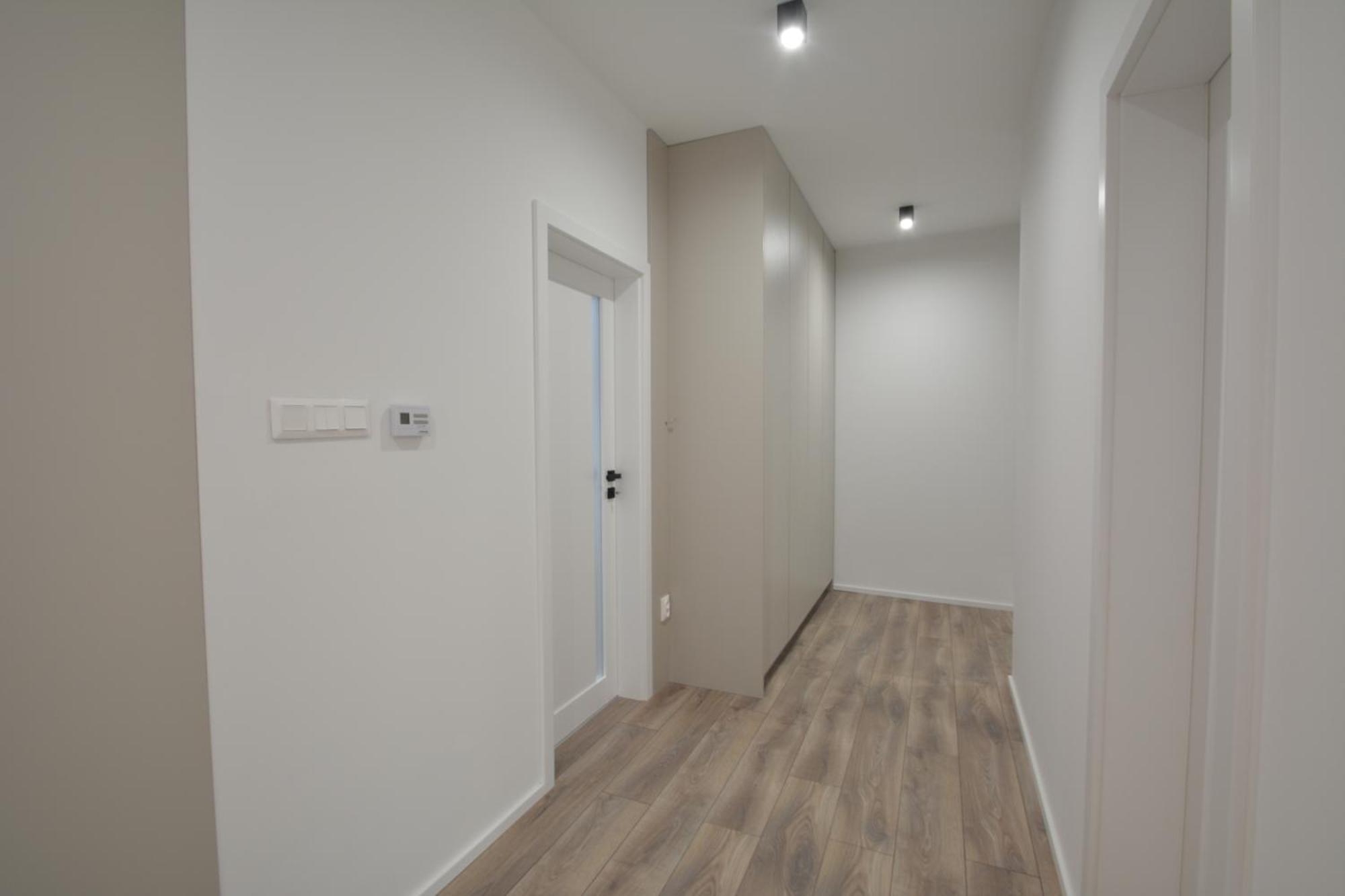 Project Ik Luxury Apartments Sered' المظهر الخارجي الصورة